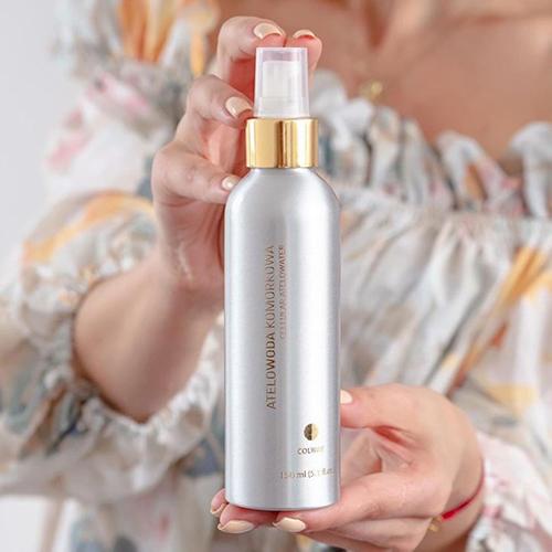 Por qué una bruma facial con atelocolágeno y vitamina C debería formar parte de tu rutina de belleza