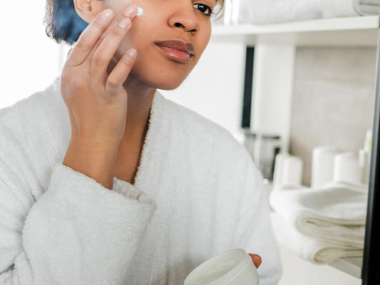 Descubre los beneficios y consejos para usar productos para el cuidado de la piel con colágeno